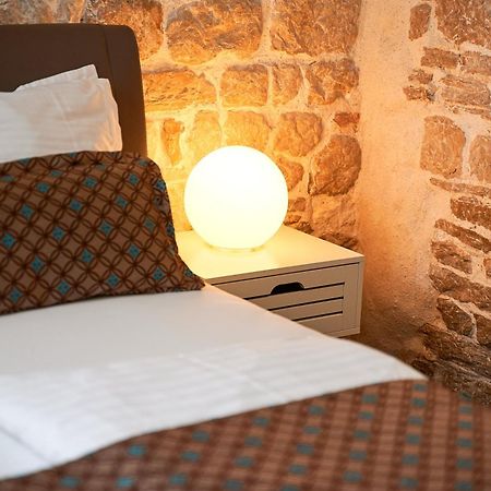 Rustic Apartments Sv Frane In The Old Town Šibenik Eksteriør billede