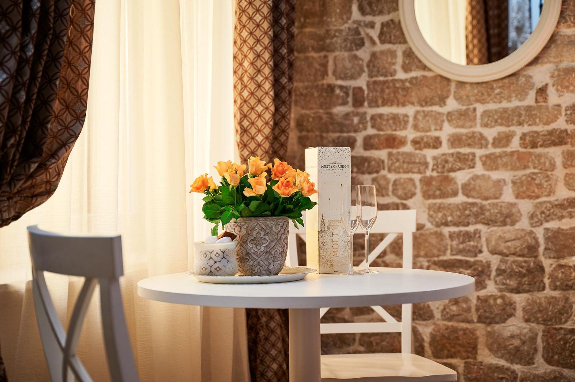 Rustic Apartments Sv Frane In The Old Town Šibenik Eksteriør billede